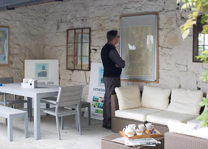 Ferienhaus Number 4 Longford